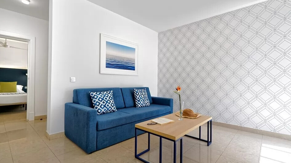 Broncemar Beach Suites Hotel